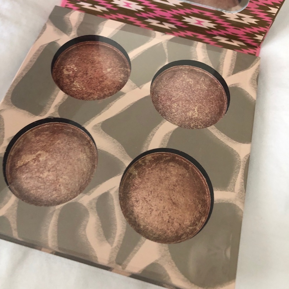 BH Cosmetics Wild & Radiant Palette